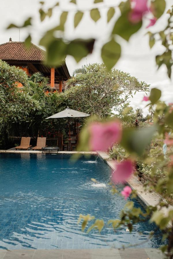 Mandala Desa Hotel Sukawati  Exterior photo