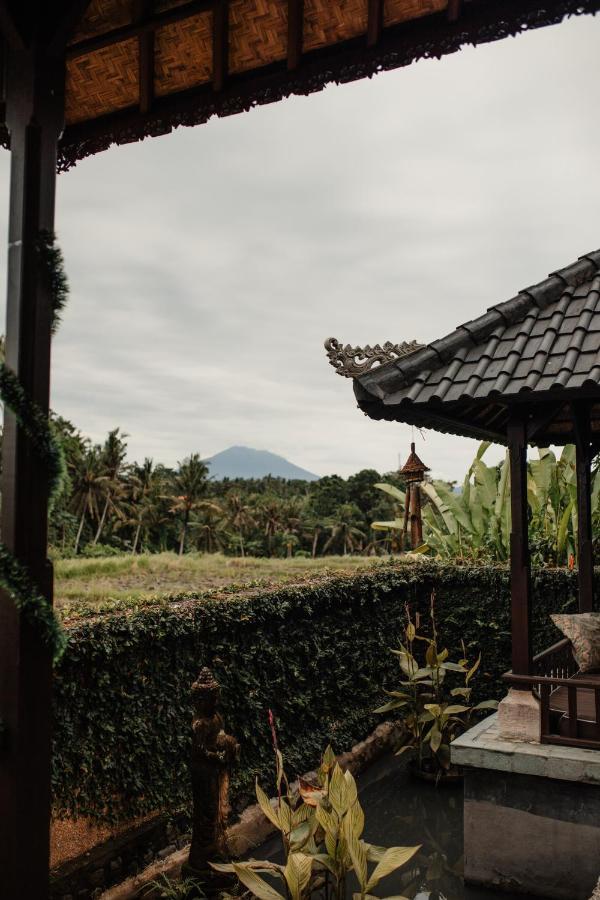 Mandala Desa Hotel Sukawati  Exterior photo