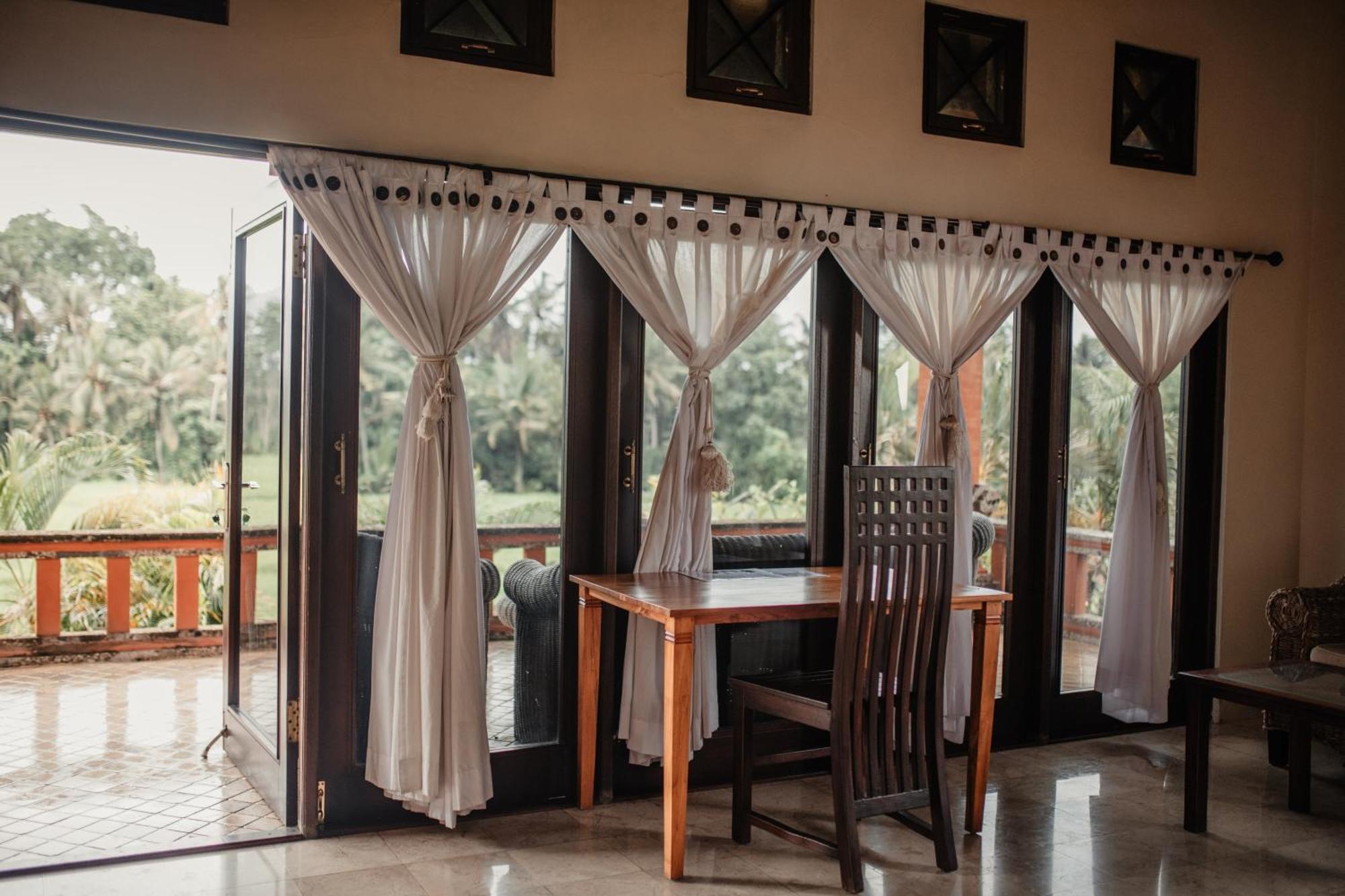 Mandala Desa Hotel Sukawati  Exterior photo